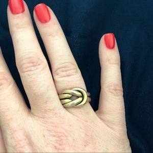 Gold knot ring size 8